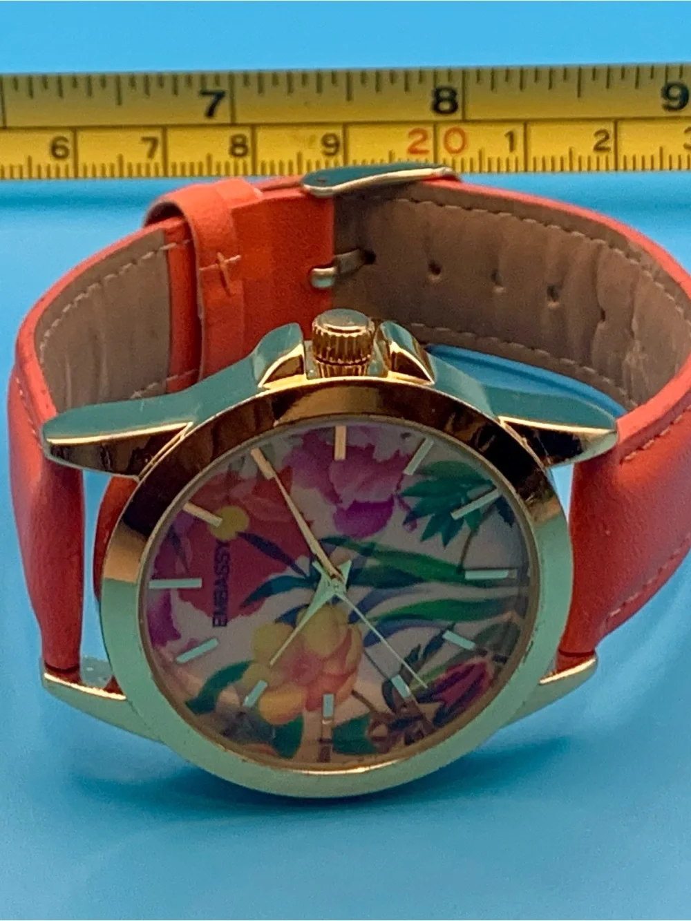EMBASSY By GRUEN Women’s Fashion Quartz Wristwatch Japan Movt Works New Battery